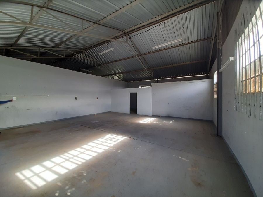 Commercial Property for Sale in Beacon Bay North Eastern Cape